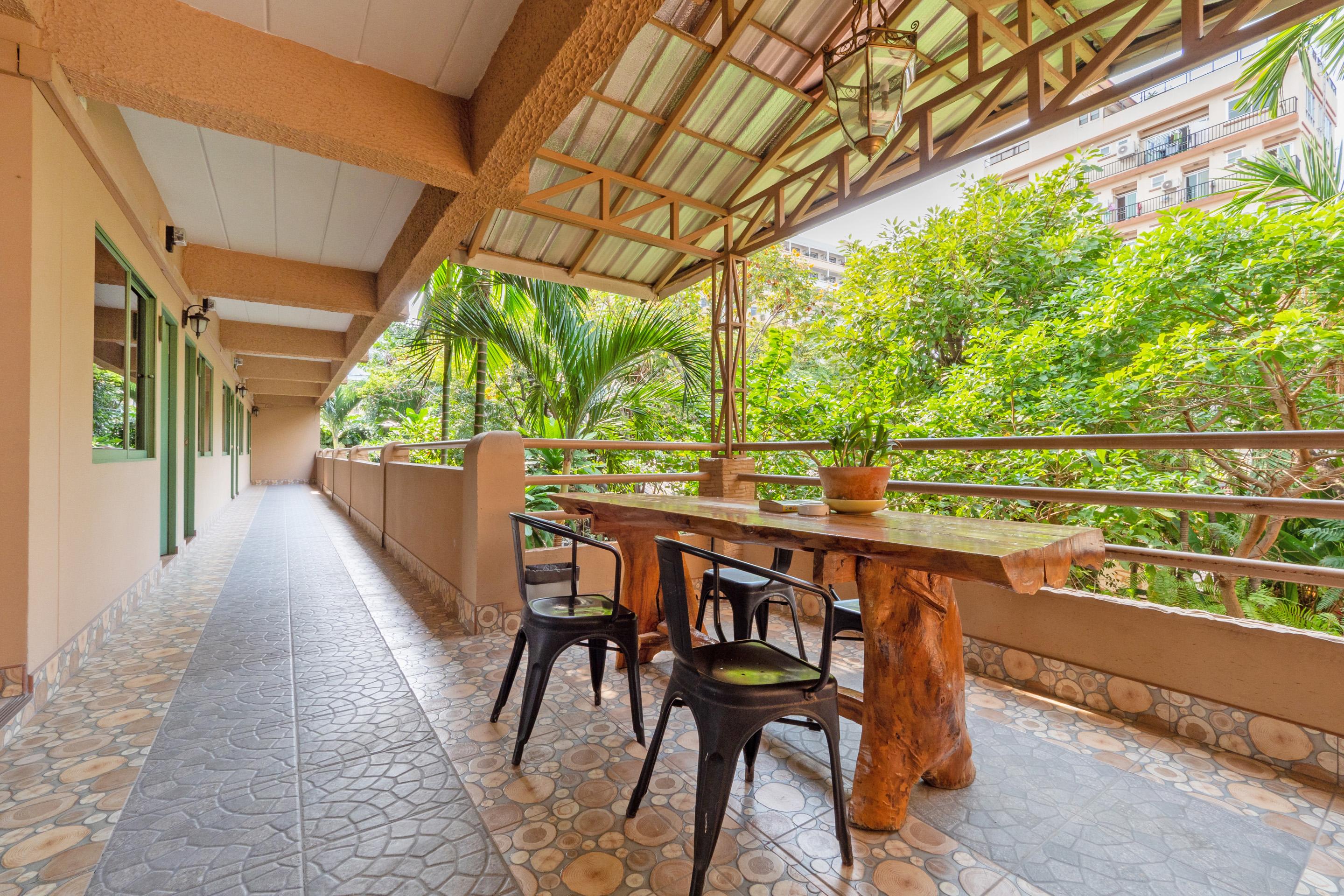 The One Sabai Living Pattaya Hotel Buitenkant foto
