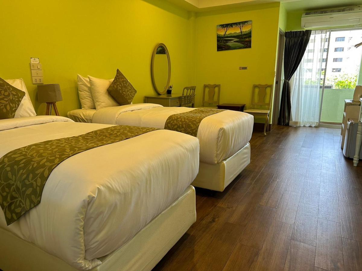 The One Sabai Living Pattaya Hotel Buitenkant foto